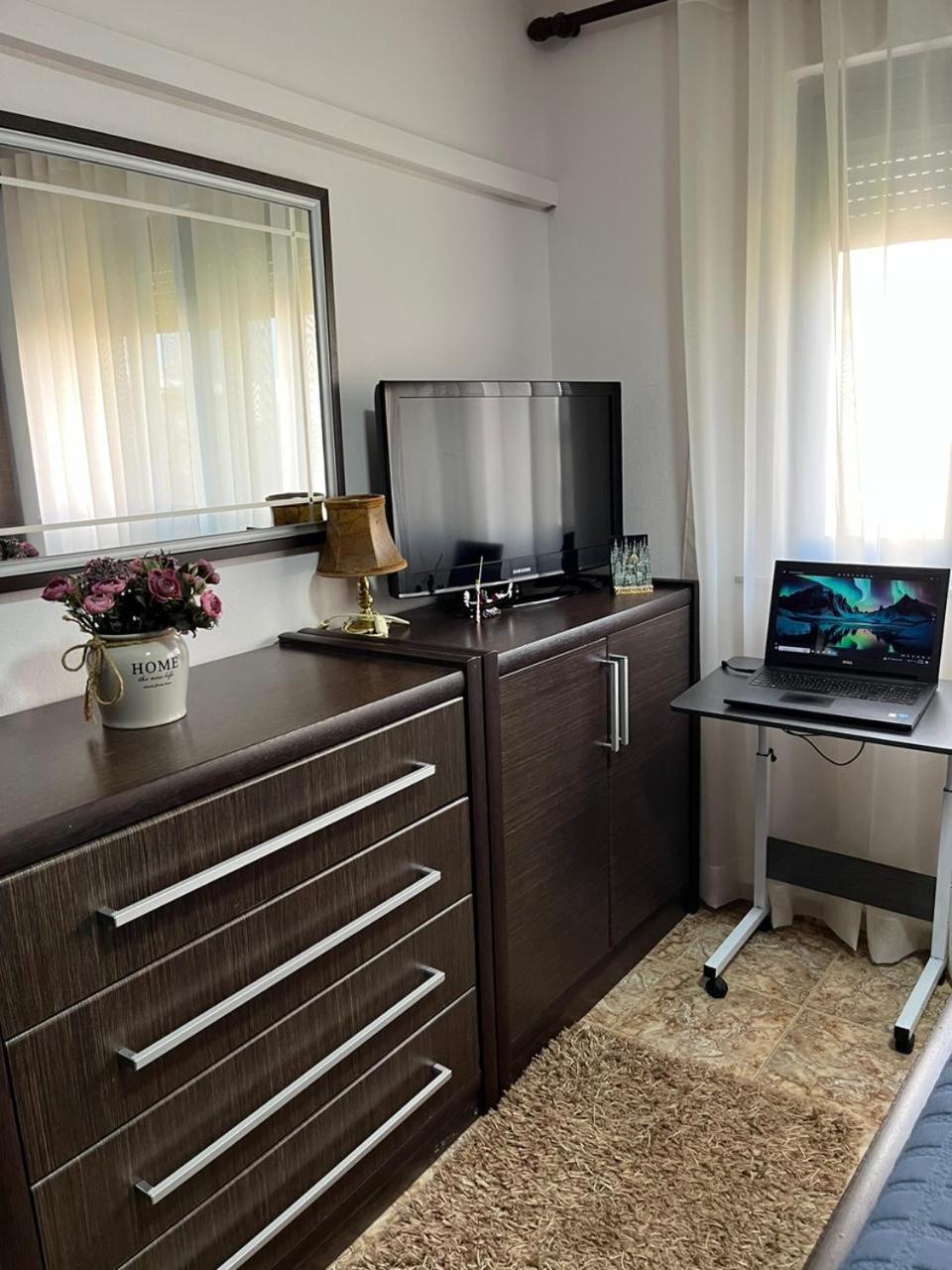 Tirana Center Tourist Apartment ภายนอก รูปภาพ